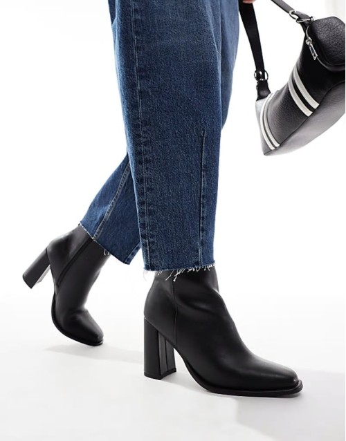 Maddie block heel ankle boot in black