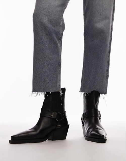 Maxy leather western boots with harness in black