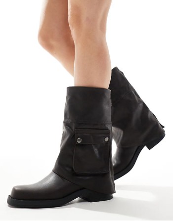 mid calf boot with pocket in black